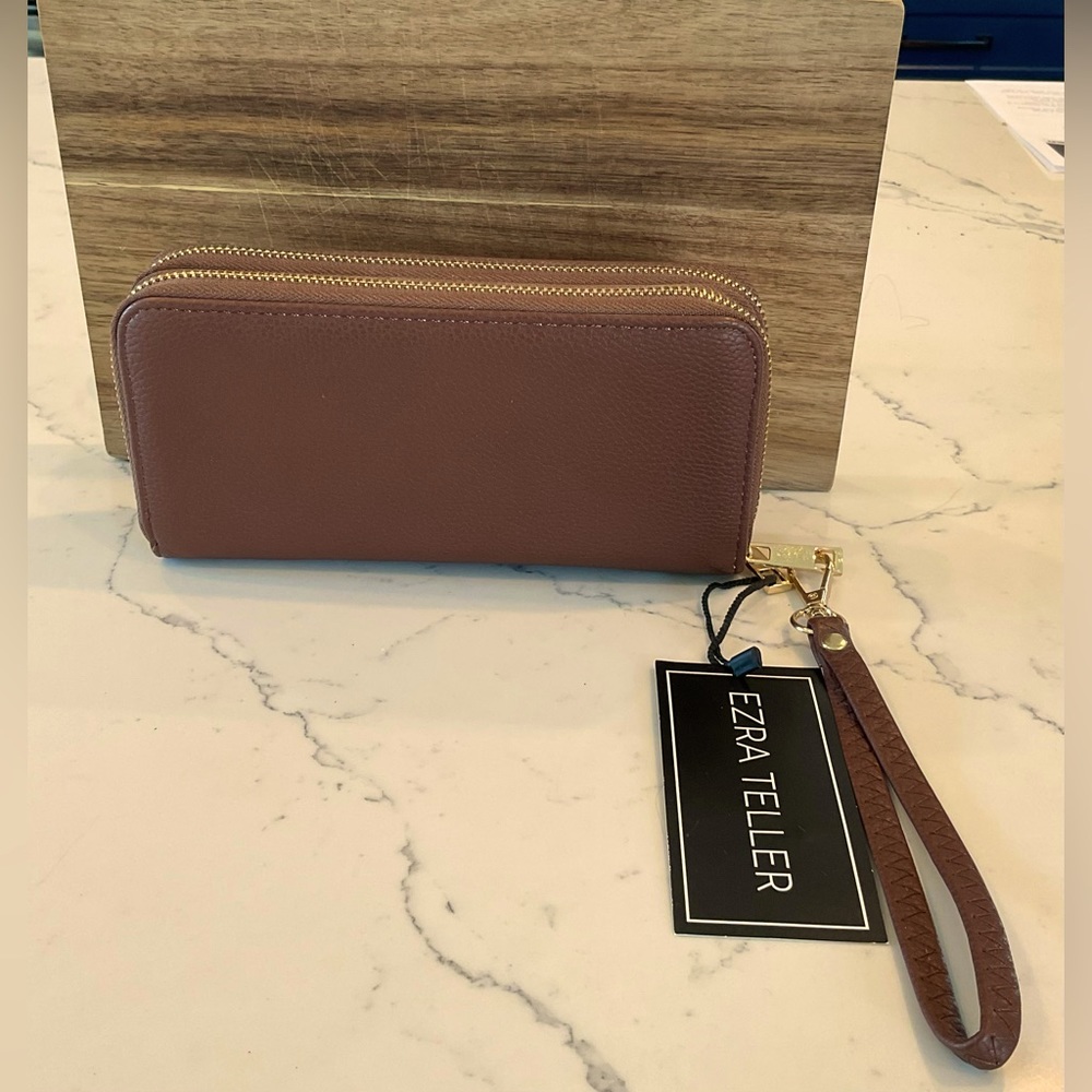 Zippered Wristlet